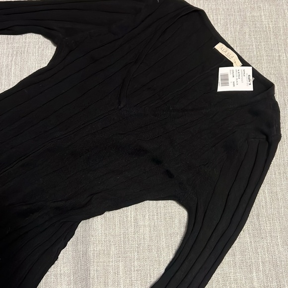 Illa Illa sweater dress size small NWT - Picture 2 of 6